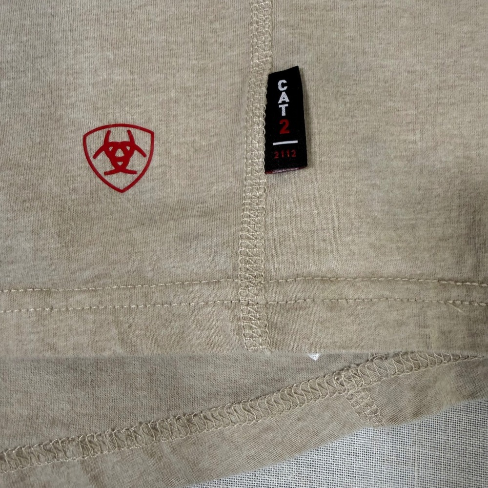 Ariat FR Mens Large Khaki Flame Resistant Long Sleeve Pocket T-Shirt CAT 2 PPE - Picture 2 of 14